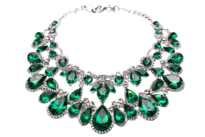 Emerald gemstone necklace — handcrafted at Gems Gallery