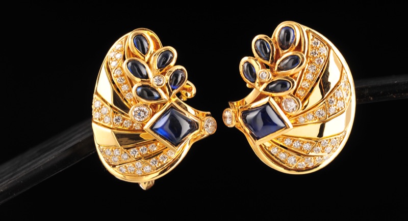 Earrings — A1294215381