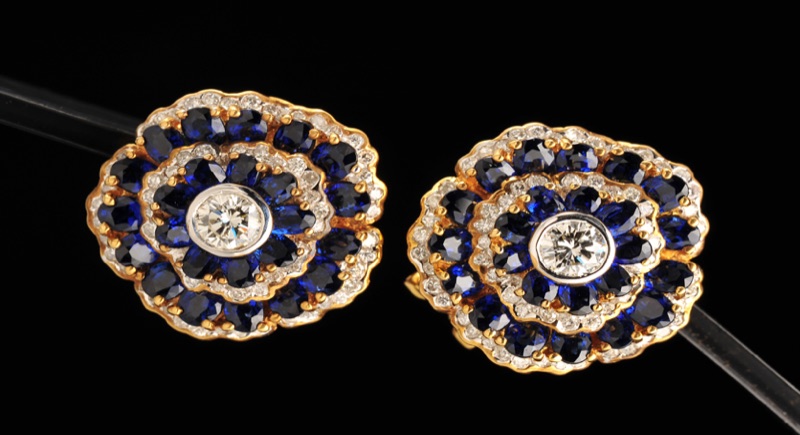 Earrings — A1294216735