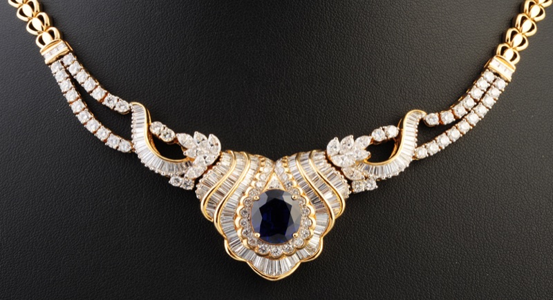 Necklaces — A1293610687